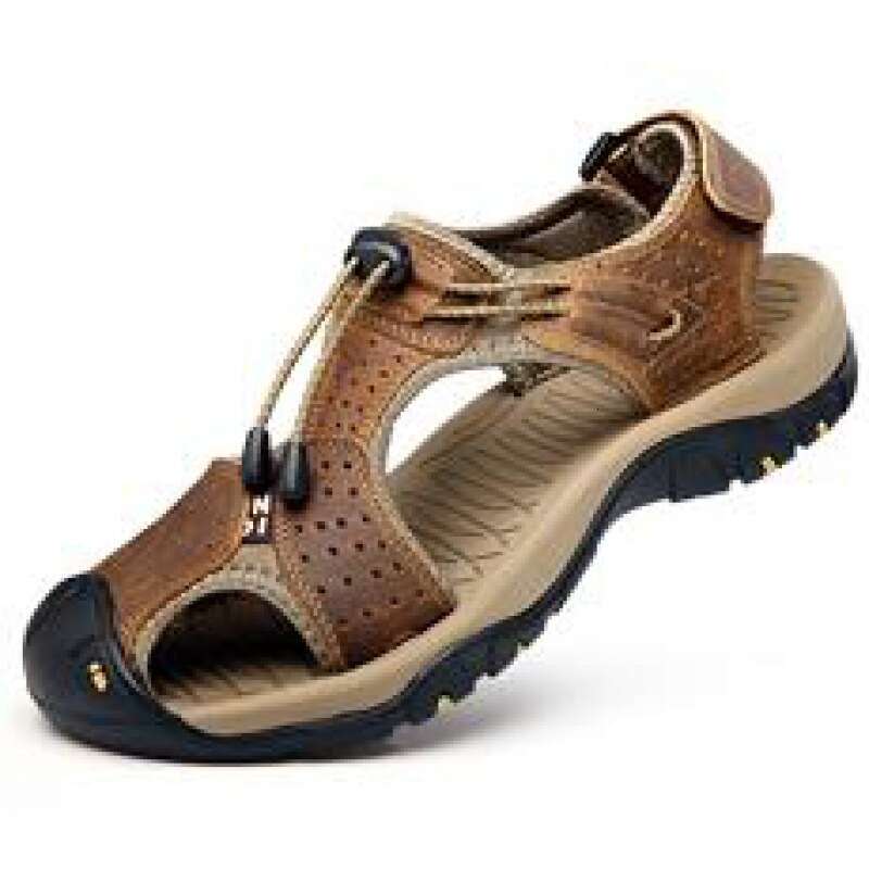 Large size men's summer new hollow breathable beach cowhide hole shoes, soft sole leather sandals for men