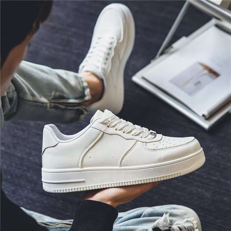 Versatile thick sole com fort sneakers