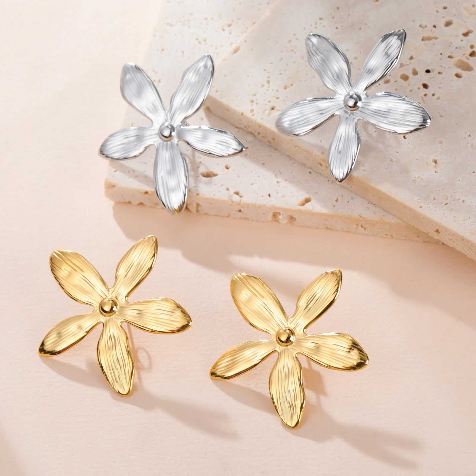 Cazador Jasmine Flower Earrings for Women Gold Color Waterproof Jewelry Stainless Steel Stud Piercing Earrings Gifts 2025 Trend C251103