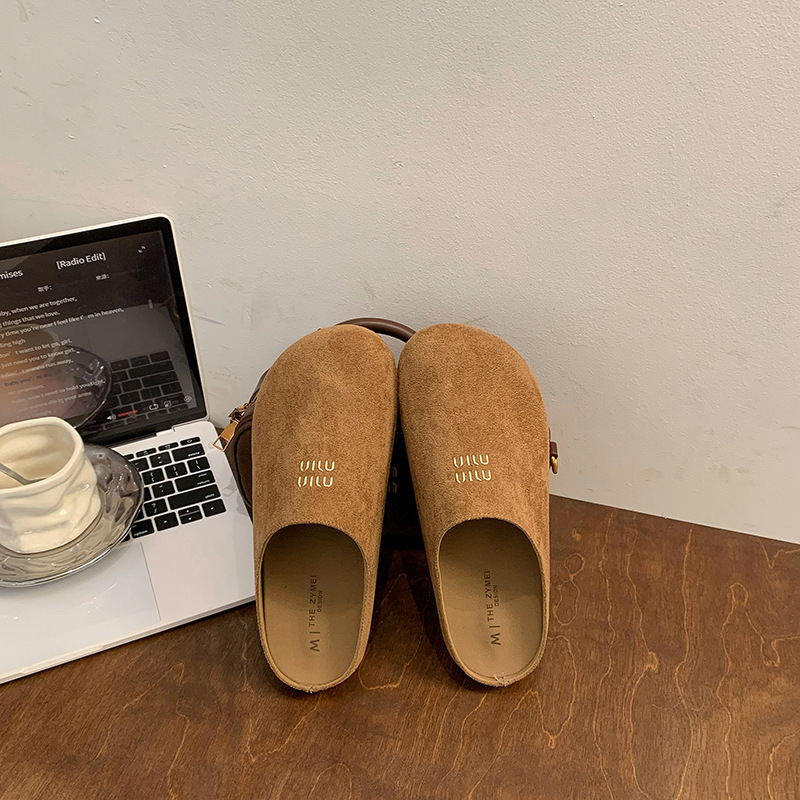 Hot new free shipping deisgner sandals for womens flat sandals khaki brown Summer new outdoor casual sandals size 35-40