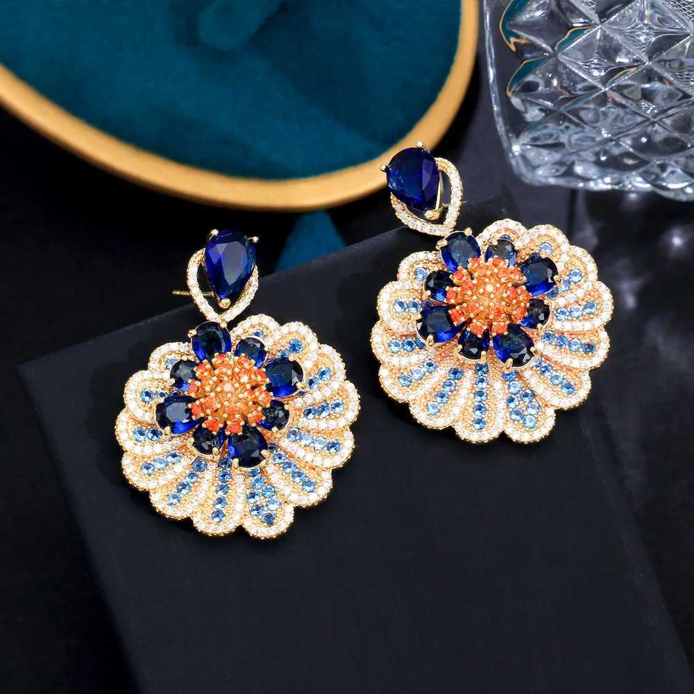 CWWZircon high-quality block blue cubic zirconia pendant large pendant fashionable floral bridal earrings CZ513 Y250401
