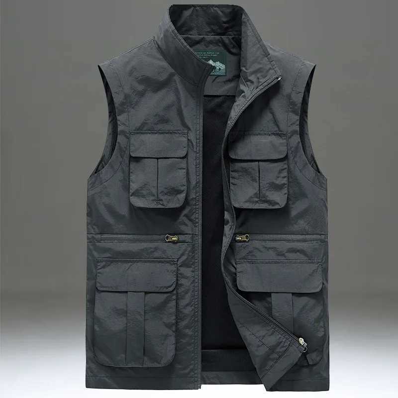 FGKKS Men Summer Leisure Fishing Vest Loose Fashion Multi-pocket Outdoor Vest Solid Color Thin Stand Collar Vest Men X250403