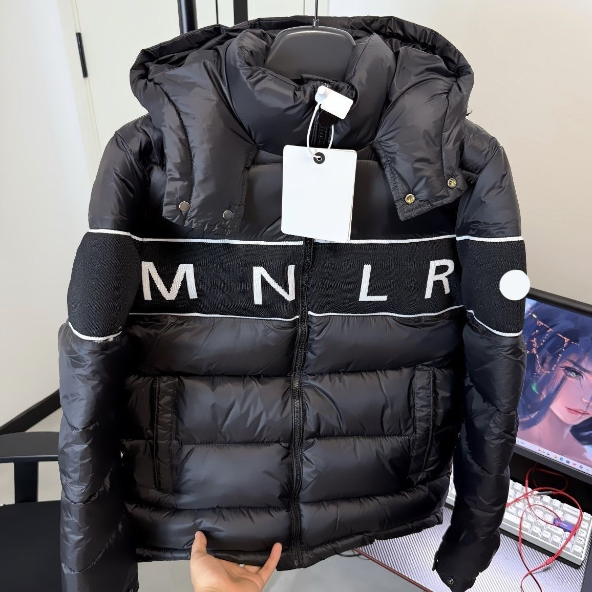 Down Jacket Designer Parkas Coat for Man Women Winter Jackets Fashion Style Slim Corset Thick Outfit Windbreaker Pocket Outsize Warm Men Coats