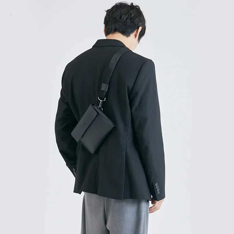Brand Men Shoulder Bag Pu Leather Korean Messenger Bags for Man New Small Male Crossbody Chest Phone bag Designer Handbags BlackW251103