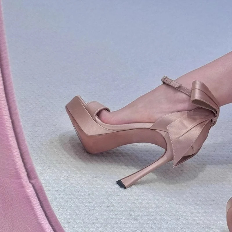 French Waterproof Table Champagne Colored Bow Heels WomenS Stiletto Lolita Ballet Party OneLine Buckled Sandals 251030