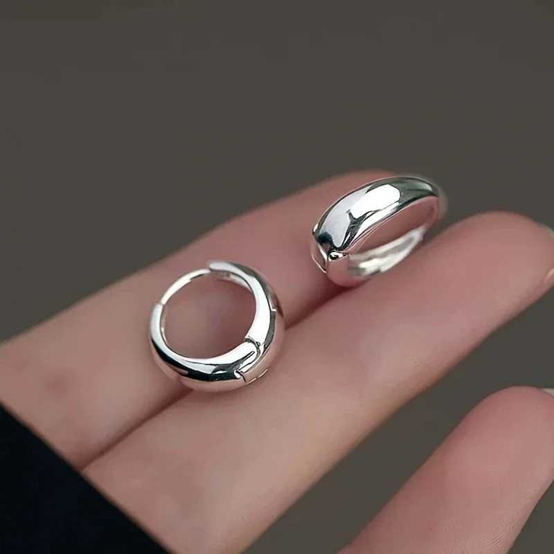 2Pcs Elegant Stainless Steel Hypoallergenic French Hoop EarringsComfort Retro Sexy DesignChristmas Gifts for Fashionable Women C251103