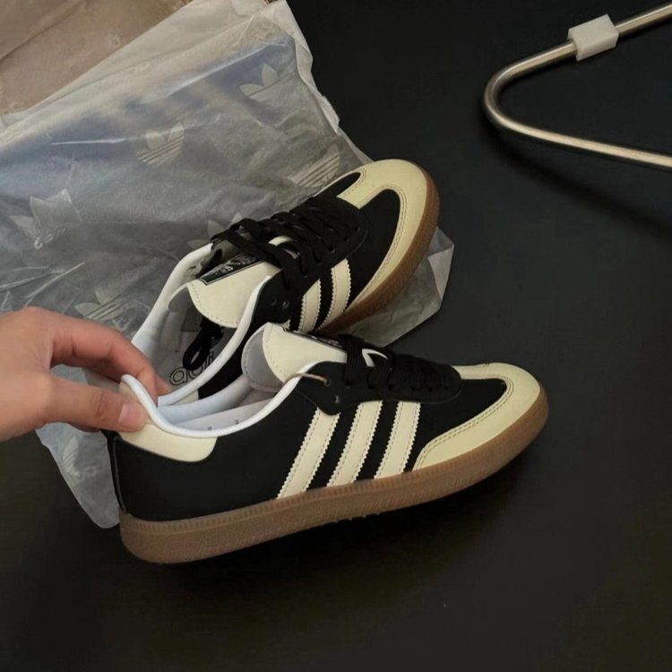 designer shoes 2025 new Women's spring style flat casual sports shoes all-match German training shoes small white sneakers best-selling product