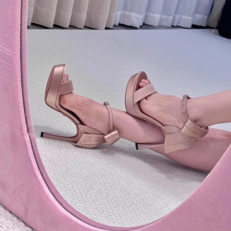 French Waterproof Table Champagne Colored Bow Heels WomenS Stiletto Lolita Ballet Party OneLine Buckled Sandals 251030