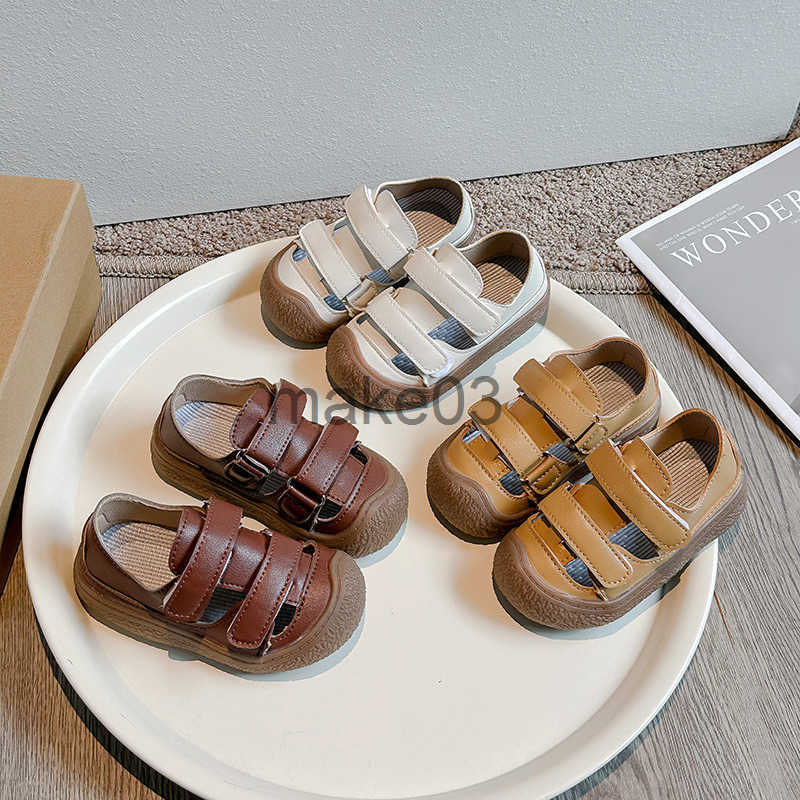 2025 summer Baotou baby walking shoes childrens soft soled soft top sandals breathable solid color small leather shoes J250403