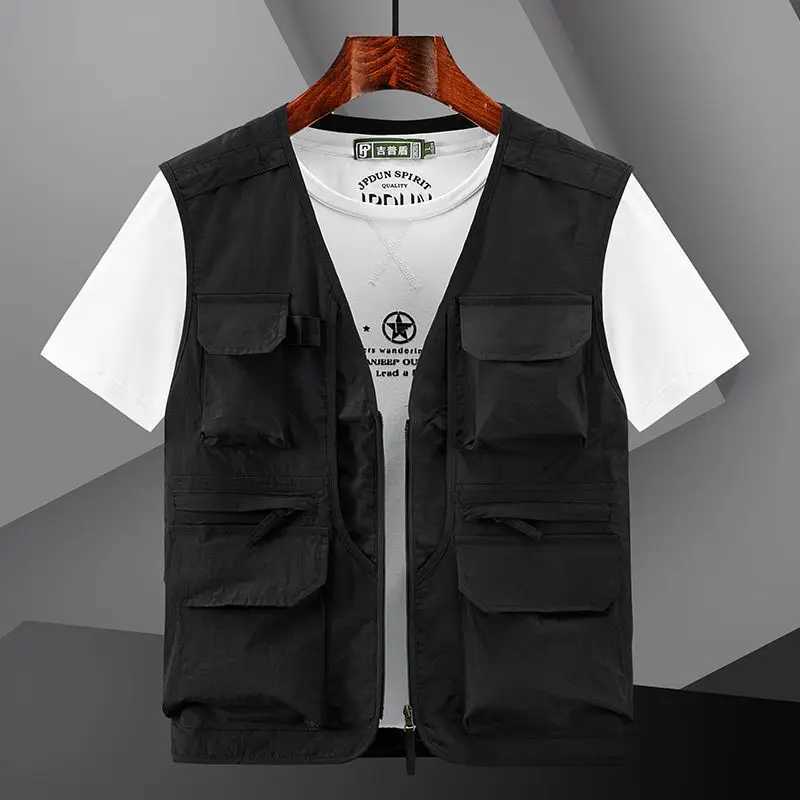 6XL Big Size Mens Utility Fishing Vests Summer Outdoor Multi-pocket Lightweight Waterproof Hiking Travel Safari Cargo Vest Men X250403