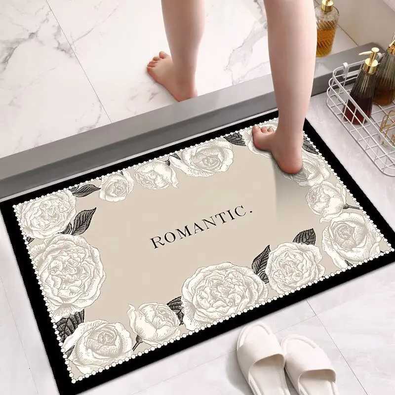 Bathroom floor mat water-absorbing non-slip quick-drying foot mat at the door of the bathroom diatom mud carpet bathroom mat C251103