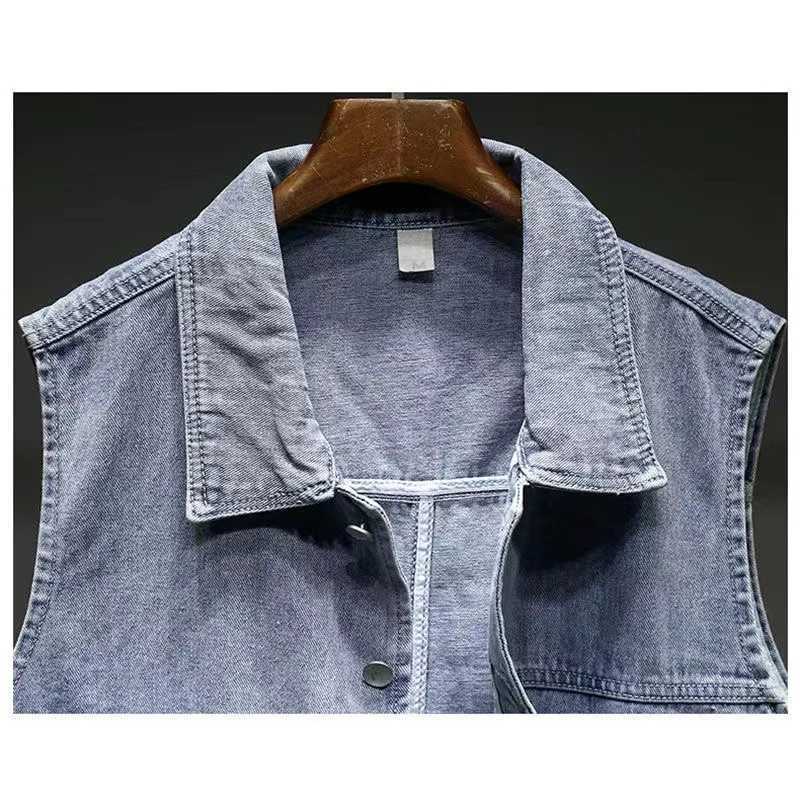 2023 Retro Denim Vest Men Sleeveless Cargo Jacket Harajuku Style Tooling Jean Jacket Cowboy Fashion Wasitcoat MenS Clothing XXL X250403