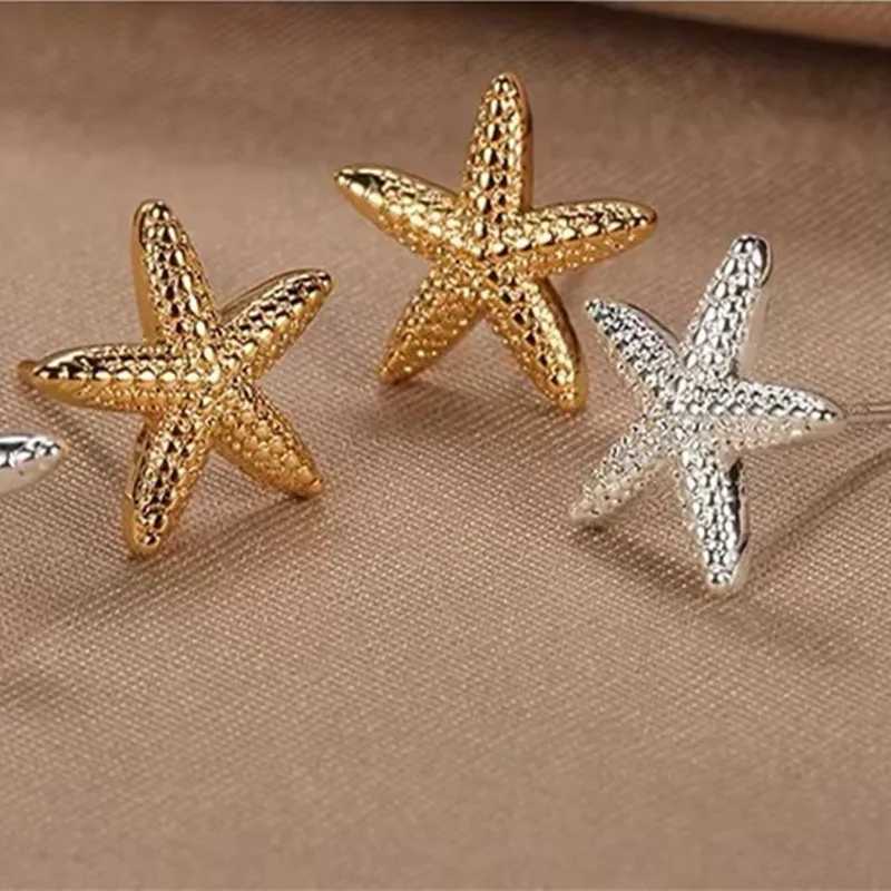 Simple Gold Color Metal Small Starfish Stud Earrings for Women Statement Geometric Piercing Earring Femme Beach Vacation Jewelry C251103