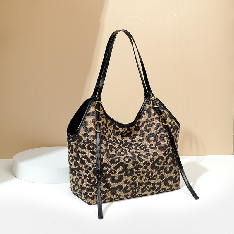 Leopard Shoulder Bag for Women er Handbag Purse Clutch Bucket Bag Trendy PU Leather Causal Travel Tote Bag 241122