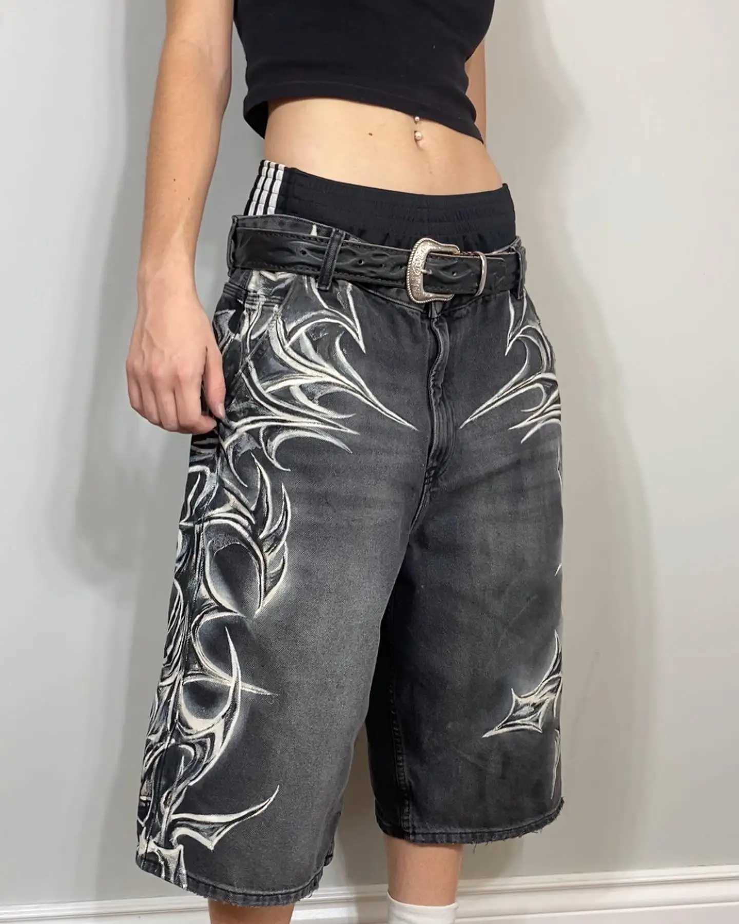 American Retro Gothic Hallown Geometry Graffiti Print Denim Shorts Men Women Y2k Low Waist Baggy Kn Length Jeans Jorts Short X250403