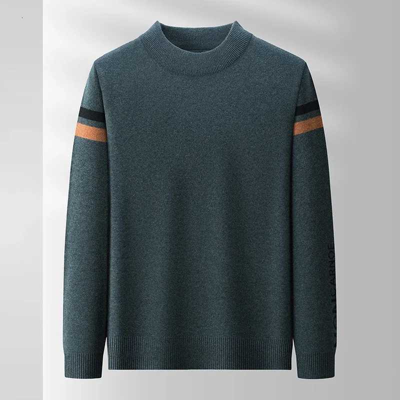 New Autumn and Winter Mens Casual and Fashionable Long Sleeved Round Neck Knitted Sweater Warm and Versatile TopT251103