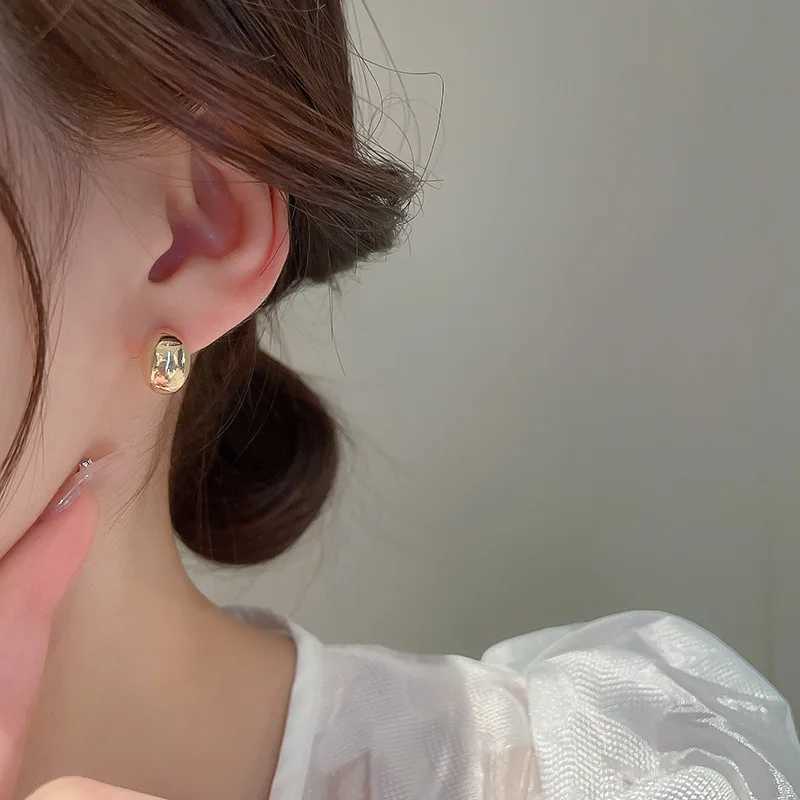 Simple Pea Shaped Copper Alloy Gold Color Drop Earrings For Woman 2023 Korean Fashion Jewelry Goth Party Girls Unusual Accessory C251103