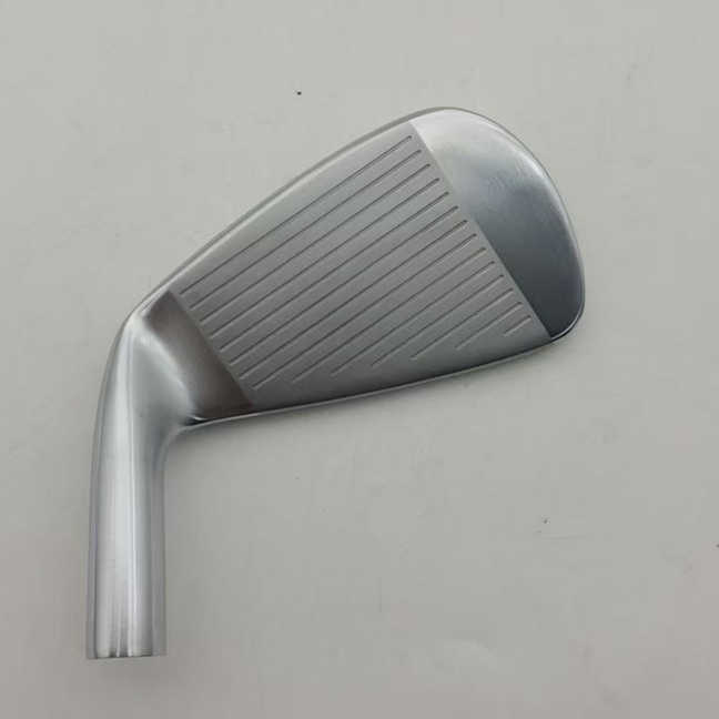 2025 Hot Selling New Golf irons Set Black Forged Irons 45 6789P 7pcs Golf Clubs Grip P790 Golf Club Iron Set 7pcs Head Cover J250924