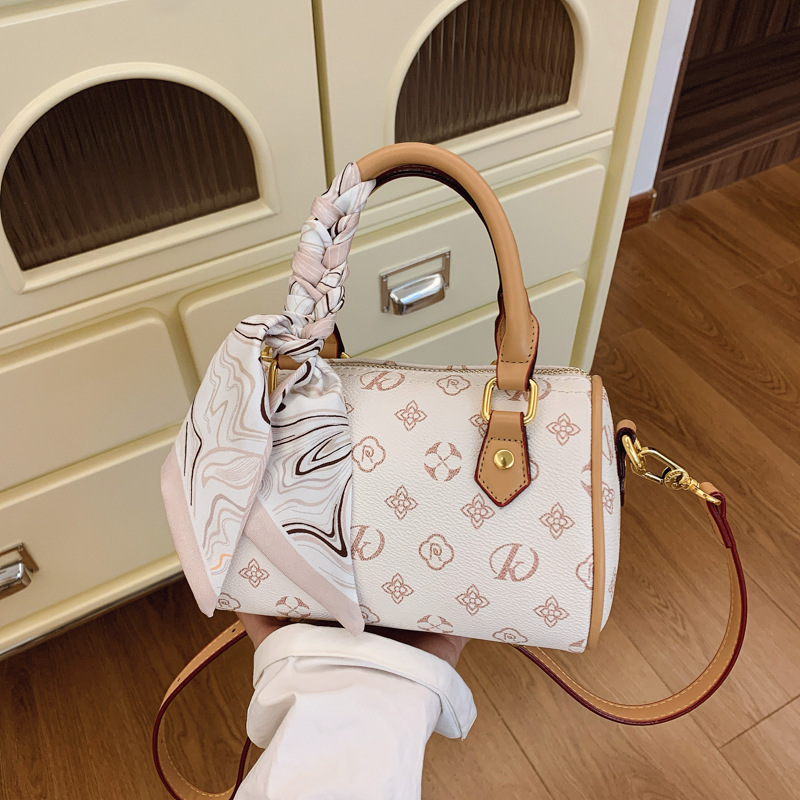 Senior sense Boston bag woman new pillow bag retro fashion handbag with one-shoulder cross-body bag