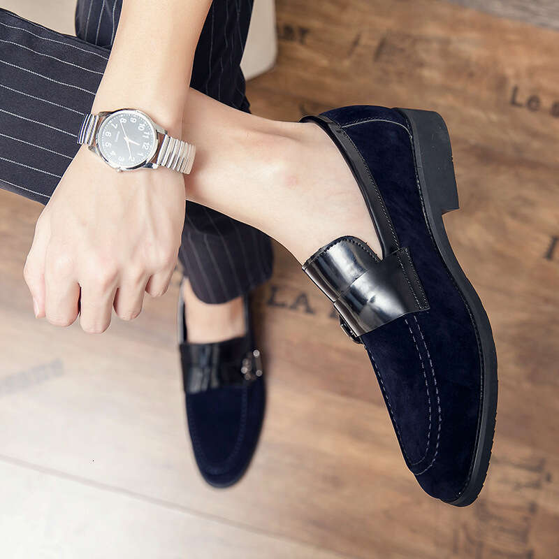 Large size, low fit, one foot lazy seasonal trend pointed leather shoes, outdoor solid color men's shoes