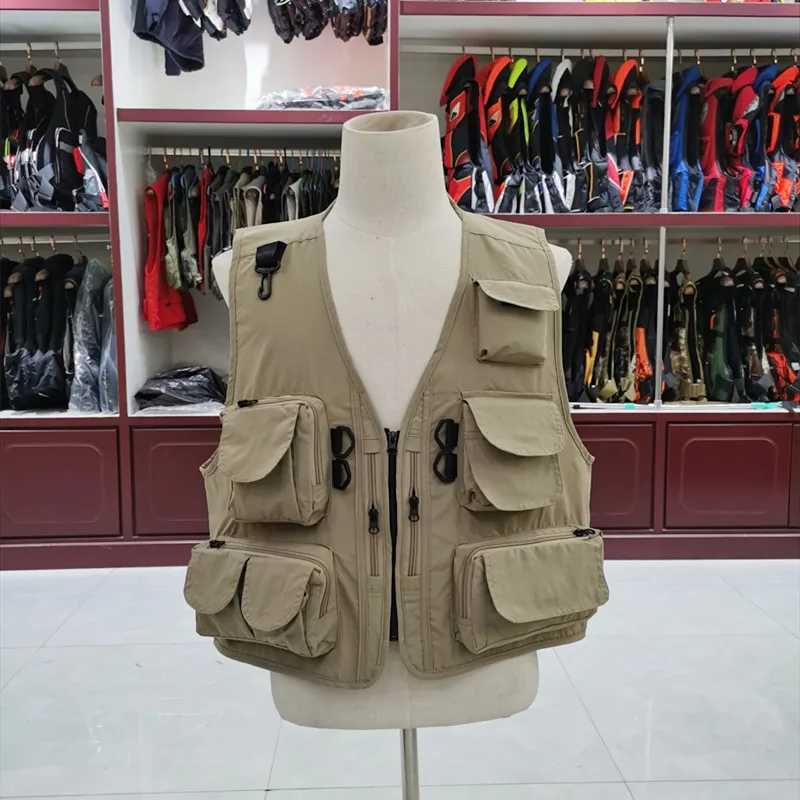Mens Fishing Vest Photographer Waistcoat Tactical Mesh Cargo Sleeveless Jacket Stylish Multi-Magic Pocket Vest for Outside X250403