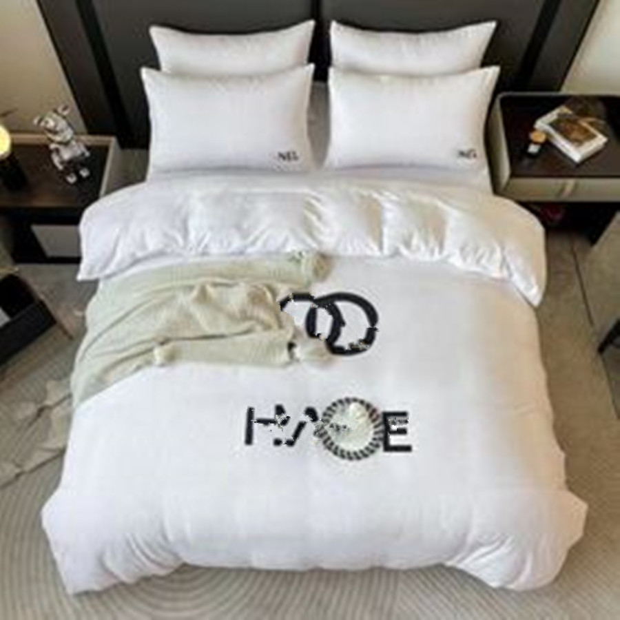 Designers Fashion Bedding Sets Pillow Tabby2pcs Comforters Setveet Duvet Cover Bed Sheet Comfortable King Quilt Size S25516