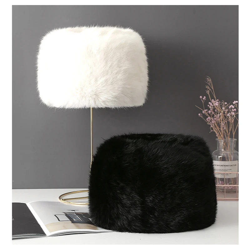 Winter Outdoor Man Rabbit Fur Hat Natural Warm Rabbit Fur Bomber Hats Male Quality 100 Genuine Rabbit Fur Caps 251103
