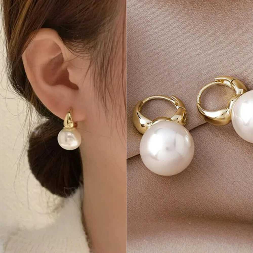 New Cute Pearl Studs Hoop Earrings Minimalist Tiny Huggies Hoops Wedding Jewelry For Women 2025 C251103