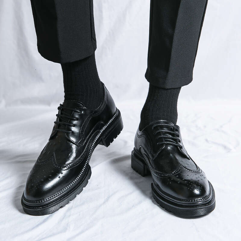 2024 Men's Large Size New Casual Fashion Korean Edition Business Dress Shoes Trendy Flow Fabric