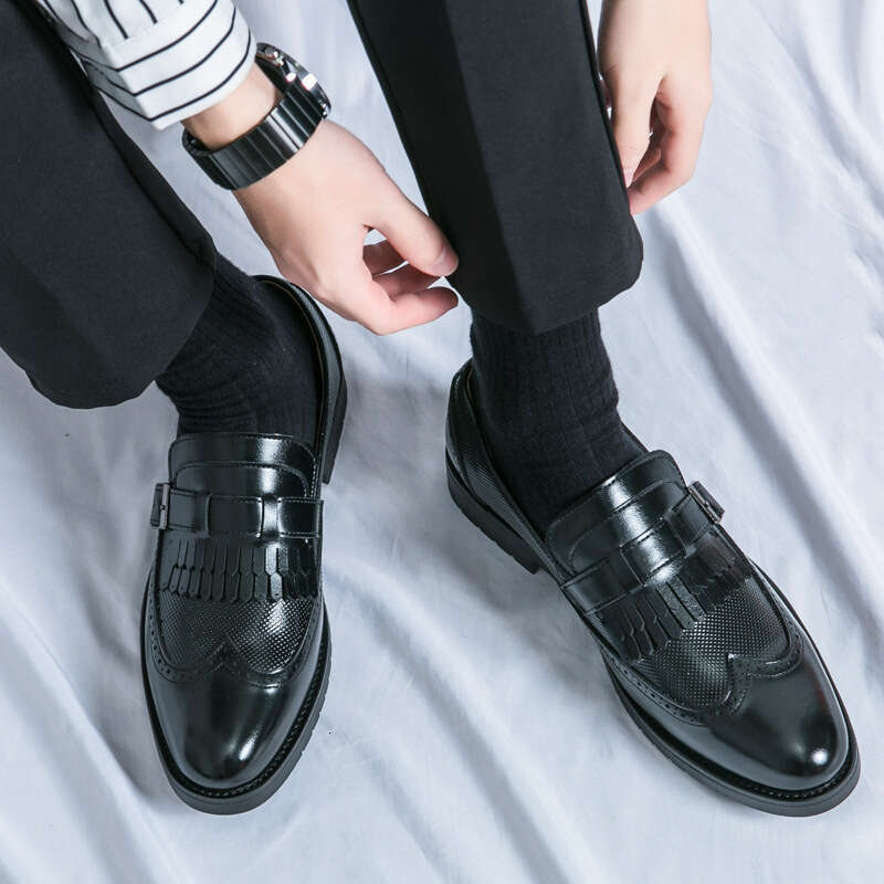 Large men's tassel leather shoes, sizes 38-48, 2024 Spring and Autumn new business formal wear, one step groom's wedding shoes