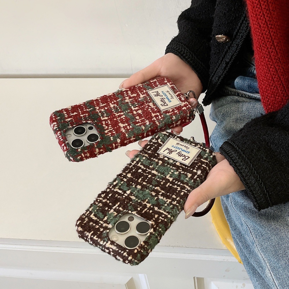 Red and Green Christmas Phone Case Compatible with iPhone 17/16 Pro Personalized Lanyard iPhone 15/14 Cartoon