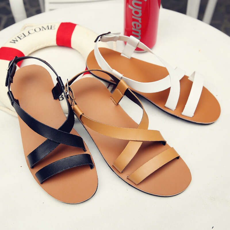 Large Roman 2024 Summer British Casual Beach Fashion Sandals for Men Outdoor Water Shoes