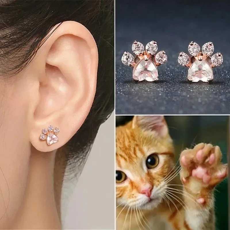 Creative Footprint Pink Crystal Stud Earrings For Woman Wedding Jewelry Gift Cute Small Cat Claw Earrings C251103