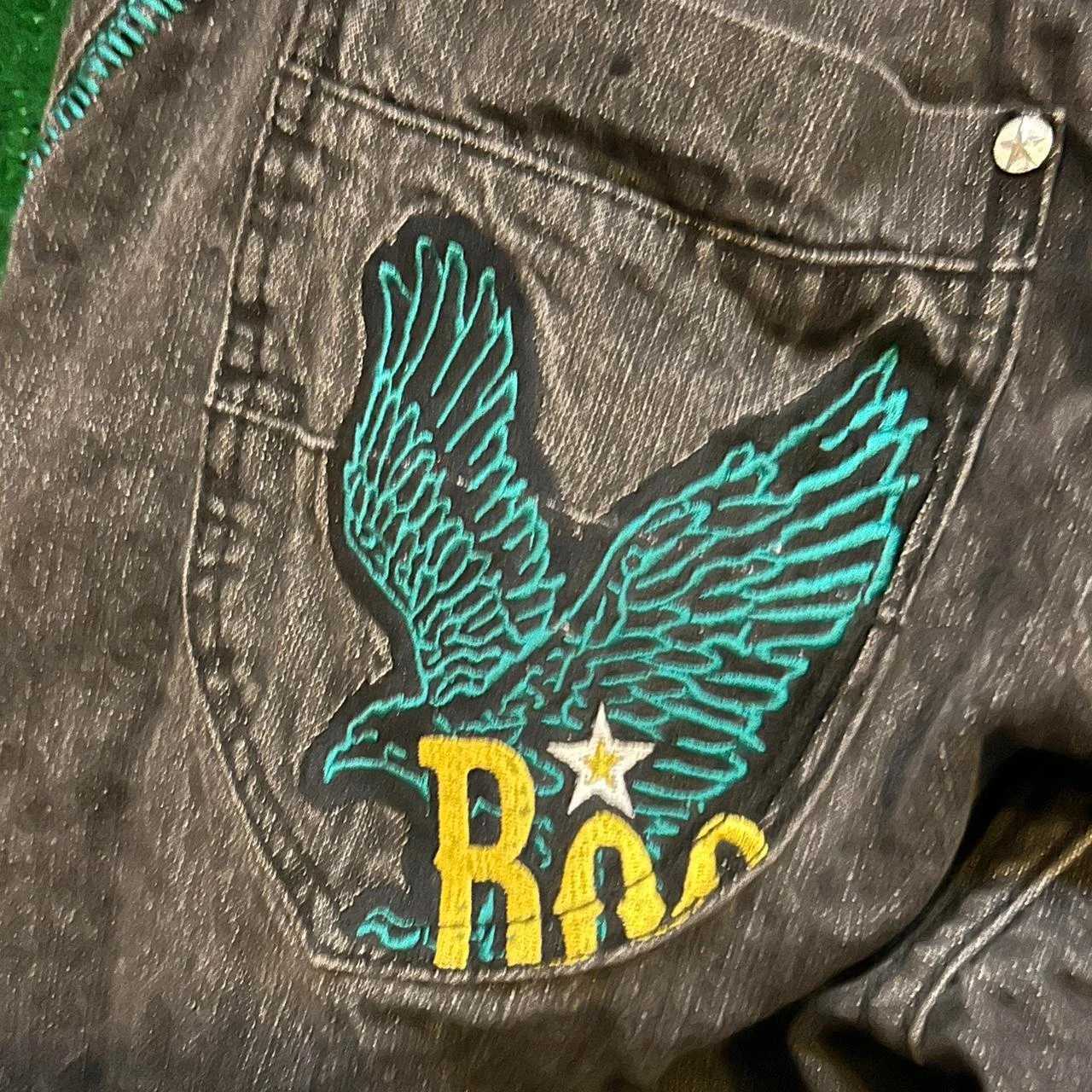 Rocawear Mens Embroidered Shorts 2025 3D Floral Art and Retro Style High Elasticity Waist W250403