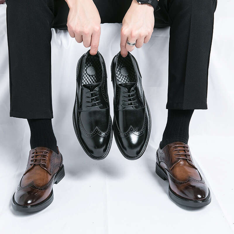 2024 Men's Large Size New Leather Fashion Business Dress Shoes Korean Edition Trendy Pointed Casual