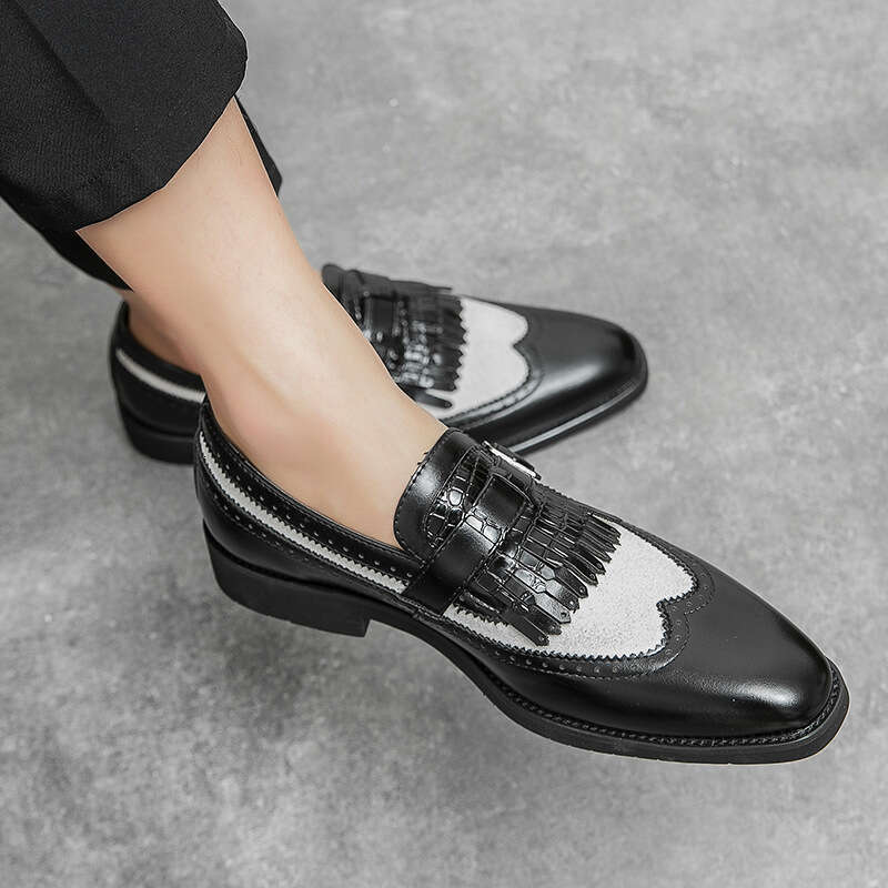 Men's in plus size, new casual fashionable trend, Blok pointed leather shoes, British style groom's wedding shoes