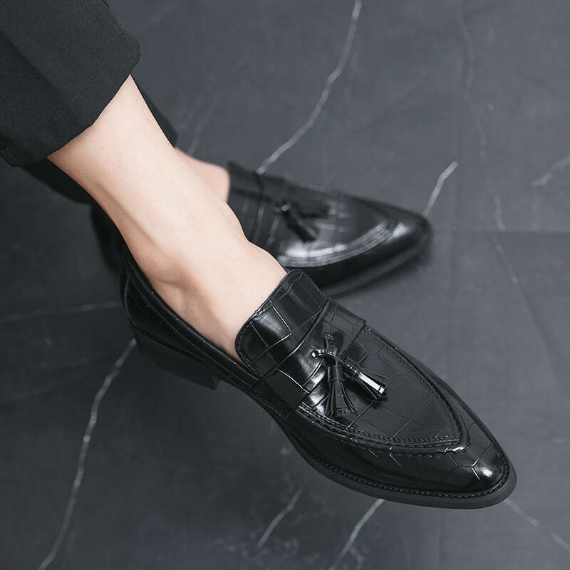 2024 New Large Business Dress Trendy Pointed Tassel Leather Shoes Fashionable Men's Wedding