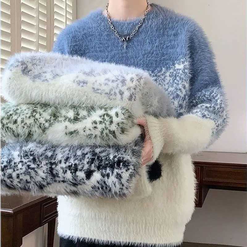 Autumn Winter Mens O Neck Sweater Knitwear Warm Imitation Mink Hair Pullover Loose Gradient Color Casual Plush Thicken SweaterT251103