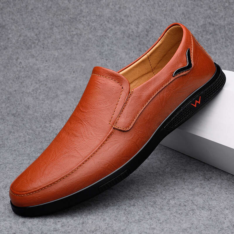 Large size bean fashionable business lazy Korean version casual hooded leather driving shoes, men's shoes