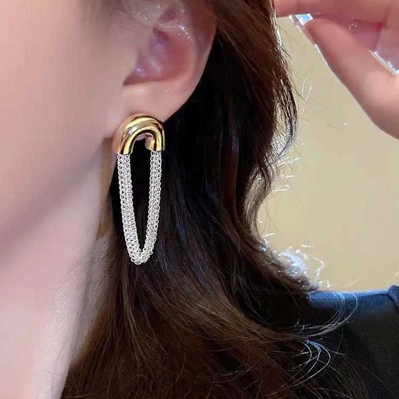 New fashion trend unique design elegant and exquisite light and luxurious long tassel earrings womens jewelry parties high-end gifts wholesale Y250401