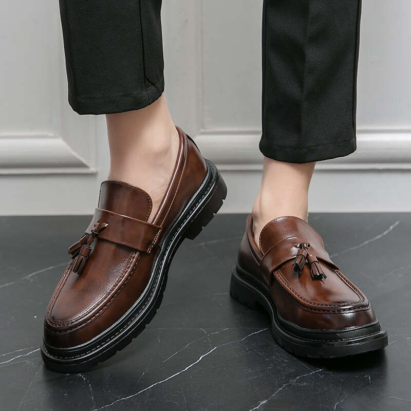 Large Business Tassel Small Leather 2024 Spring and Autumn New Edition British One Step Shoe Set Leg Fu Shoes for Men
