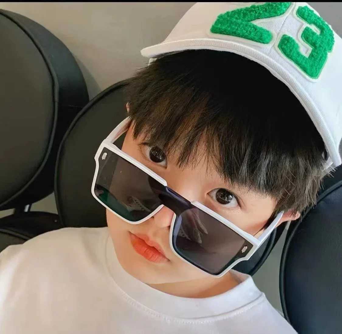 Summer Sun Glasses Retro Square Sunglasses for Kids Boys Stylish Eyeglasses Vintage Children Party Eyewear Clearance Sale