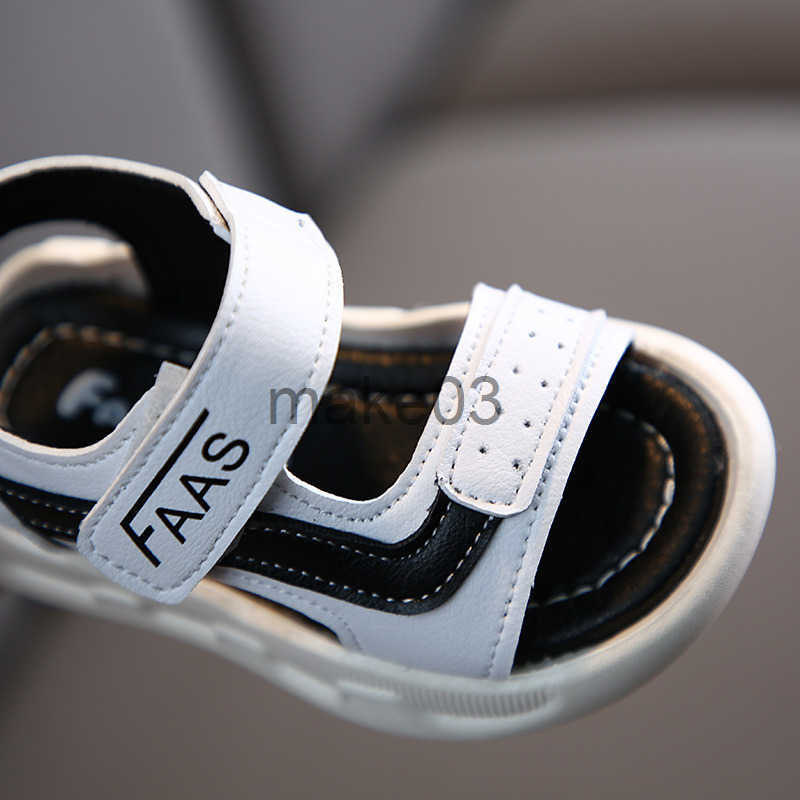 Childrens Sandals 2025 Summer New Boys Korean Edition Fashion Color blocked Beach Shoes Girls Non slip Soft soled Casual Shoes J250403
