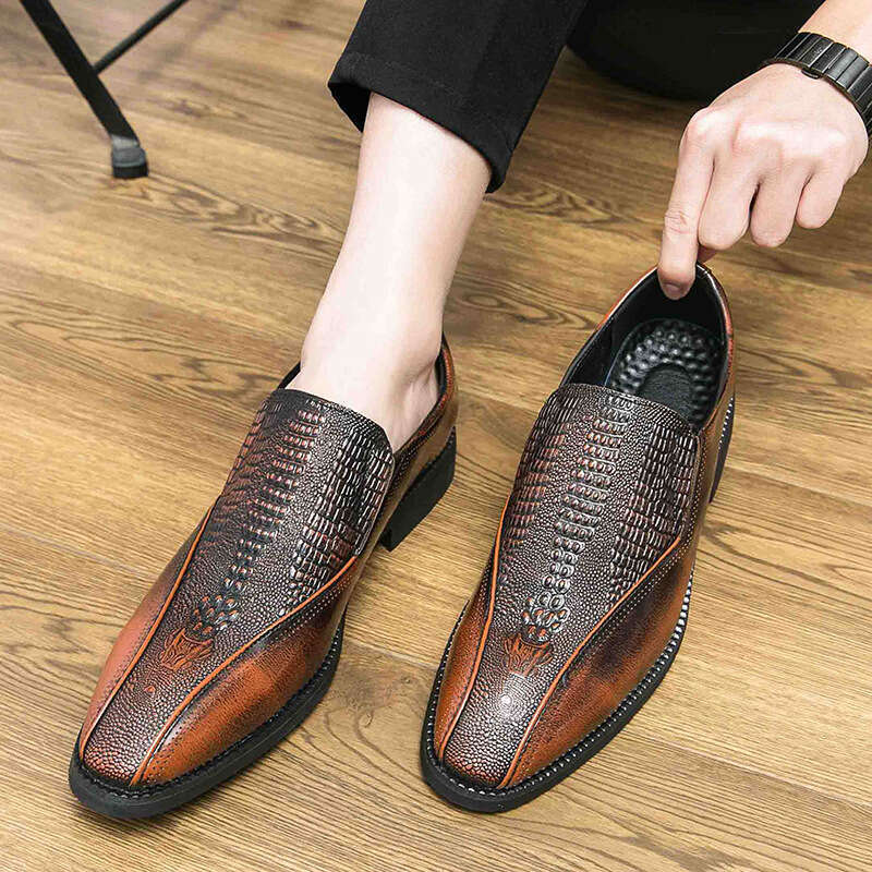 2024 Men's Large Size Spring New Leather Fashion British Style One Step Pointed Shoes Trend