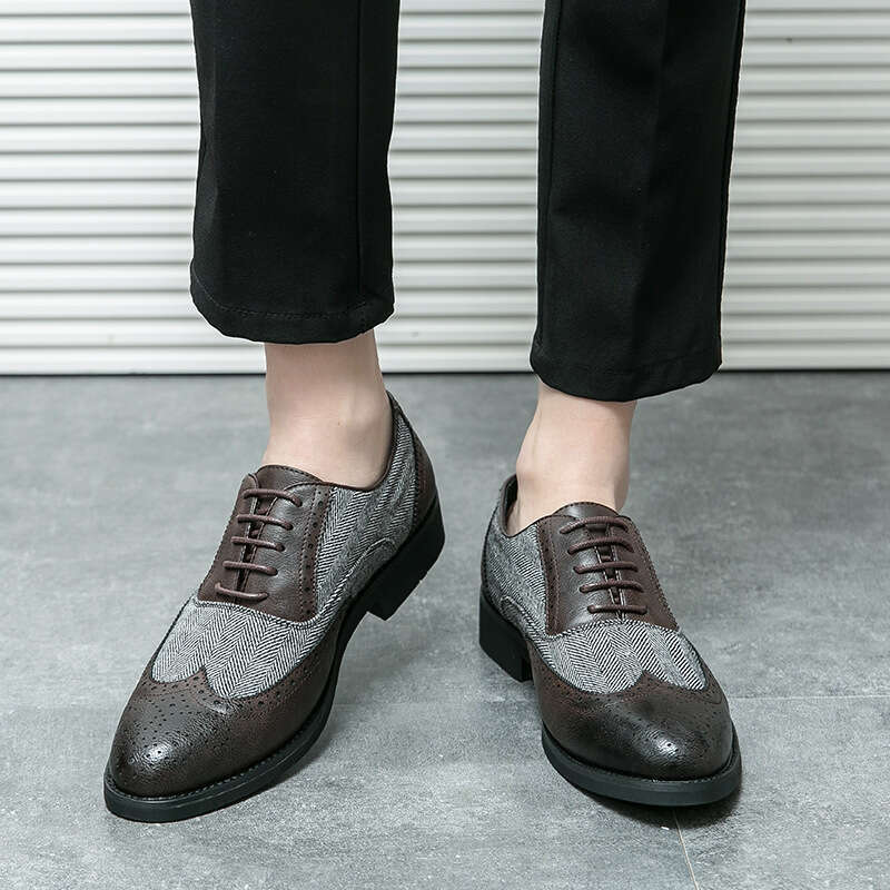Large size Block leather for men in 2024 Spring and Autumn, formal business, British casual suit, groom's wedding shoes