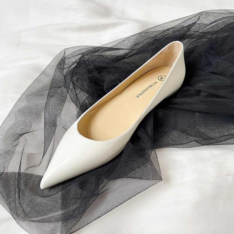 2024 New Spring French Style Nude Color Hidden Wedge Pointed Toe Flat Women Shallow Mouth Versatile Commuter Single Shoes ddmysaturn