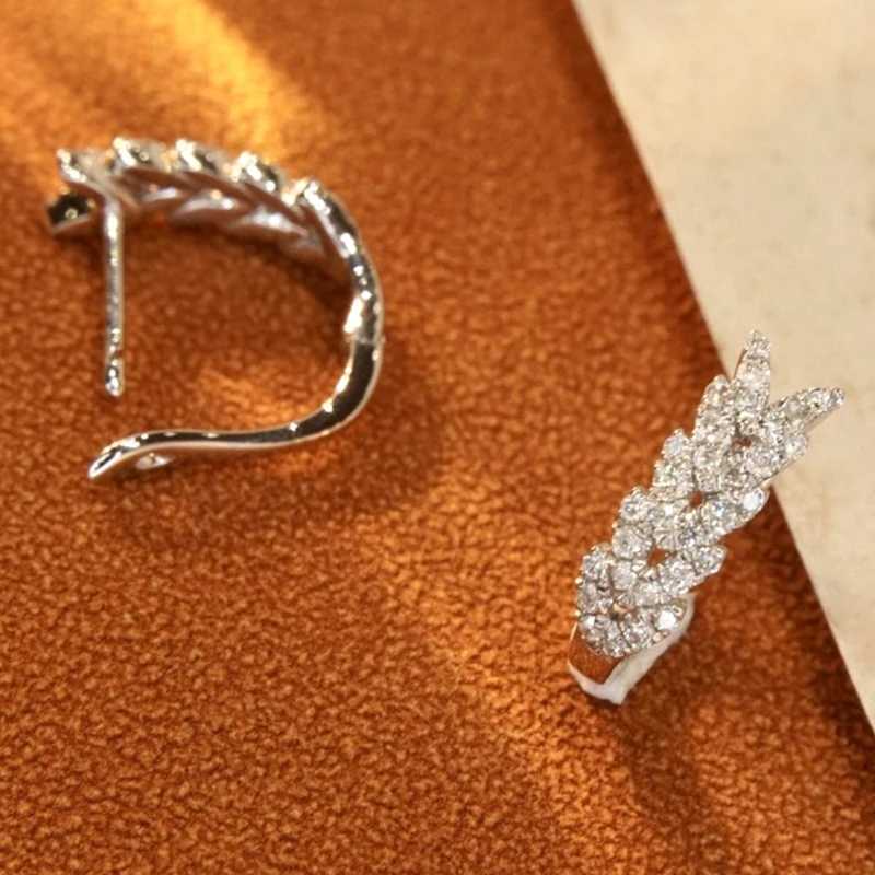 Huitan V-ring earrings for women Exquisite Leaves design cubic zirconia earrings new design womens statement jewelry gifts Y250401