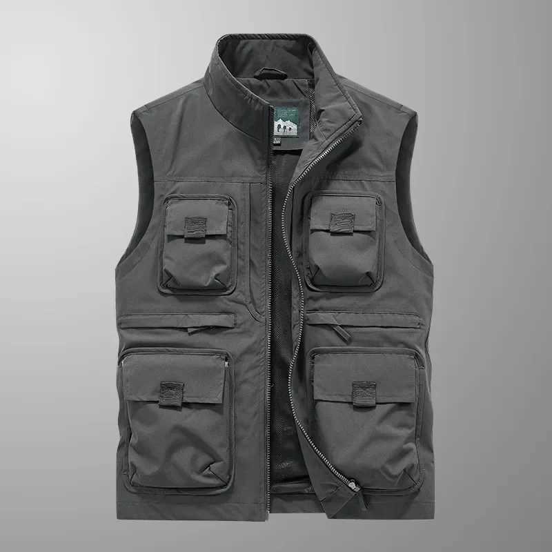New Summer Many Pockets Mens Utility Outdoor Vest Breathable Waterproof Outwear Work Sleeveless Jacket Hiking Fishing Cargo Vest X250403