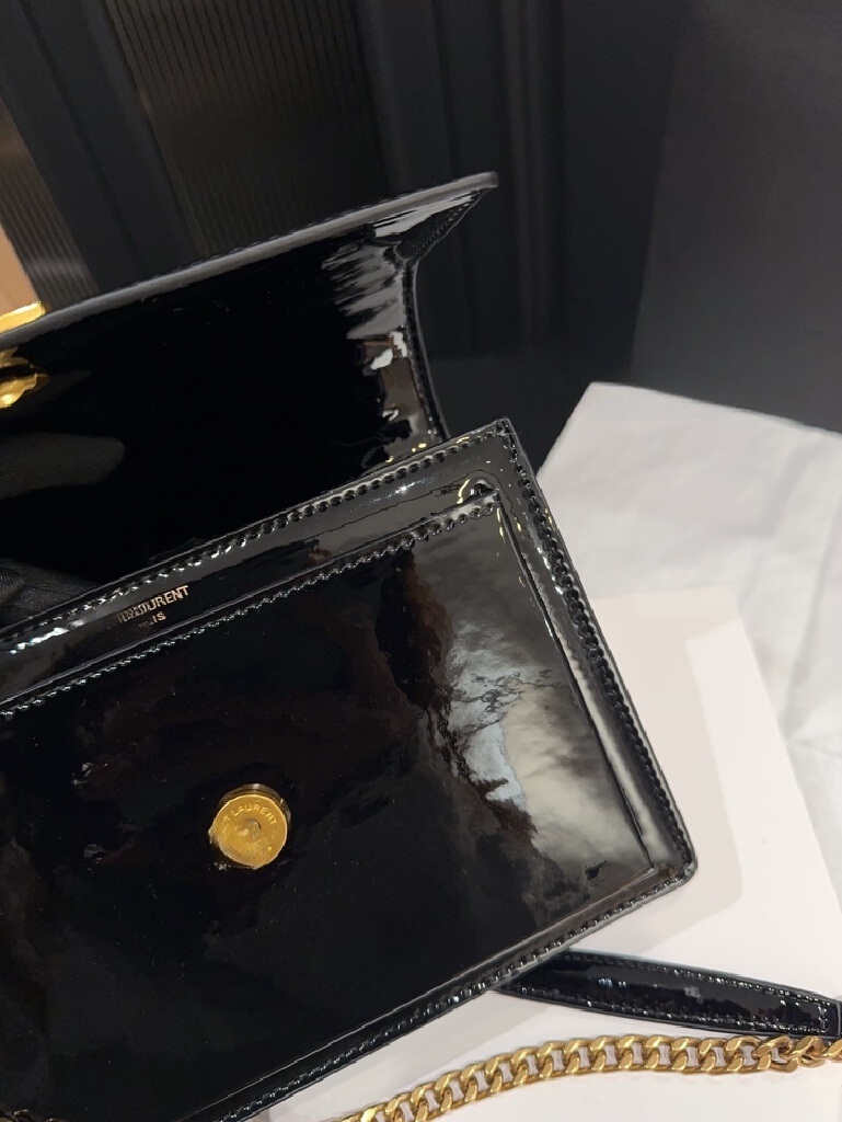 New chain patent leather sunset bag, small square bag, letter crossbody bag