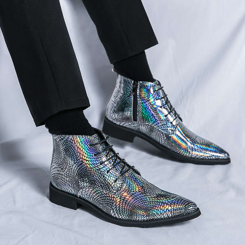 Men's shoes in plus size, high top, pointed leather fashionable British style, shiny Martin boots, trendy Chelsea boots